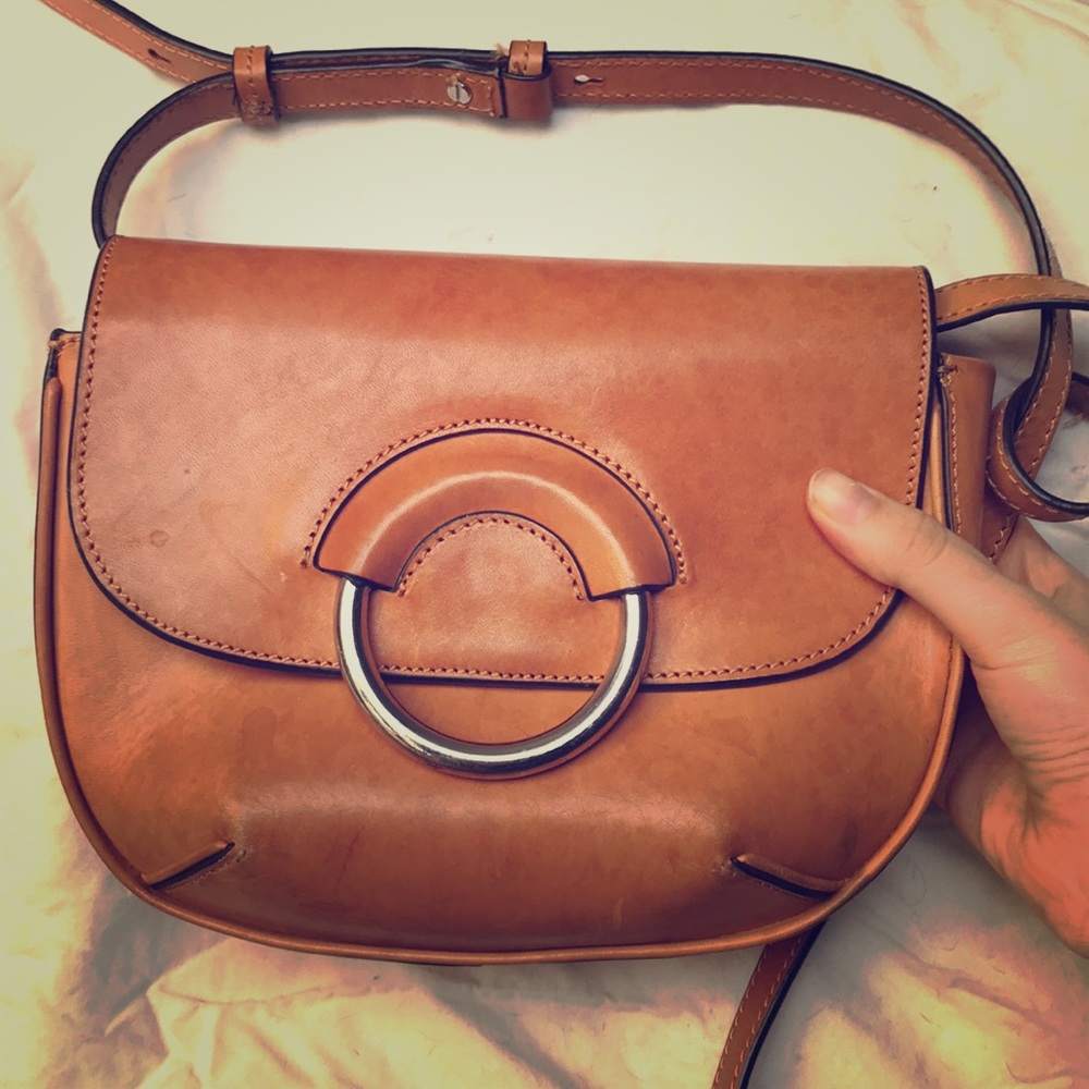 Banana Republic leather saddle bag